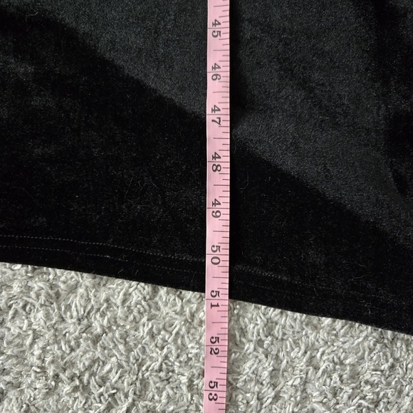 BLANK Black Asymmetrical Velour Jumper Dress. Size Large. New. - Picture 6 of 9